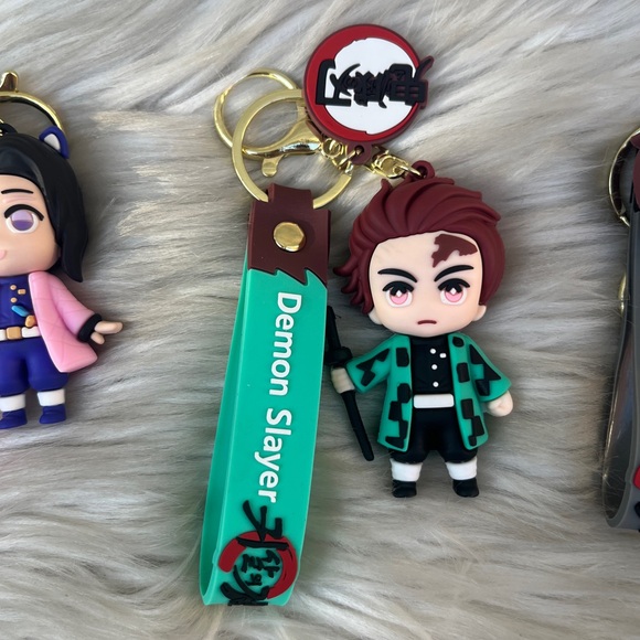 Delon Slayer Keychain - Picture 4 of 8